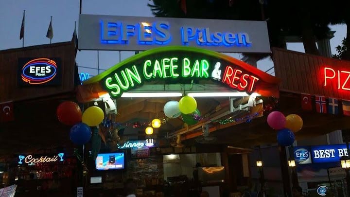 Sun Restaurant Cafe&Bar