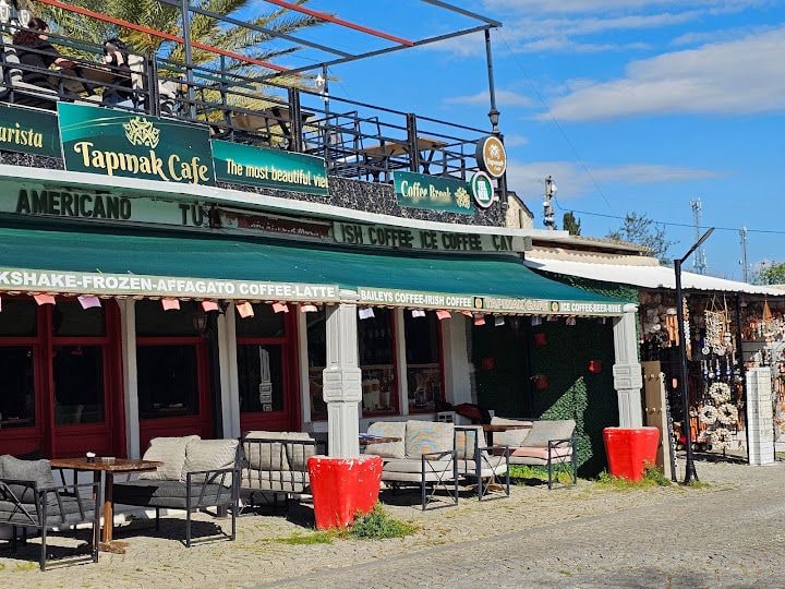 Tapınak Cafe
