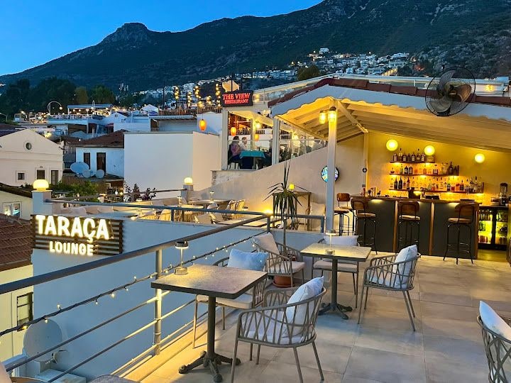 Taraça Lounge & Kitchen