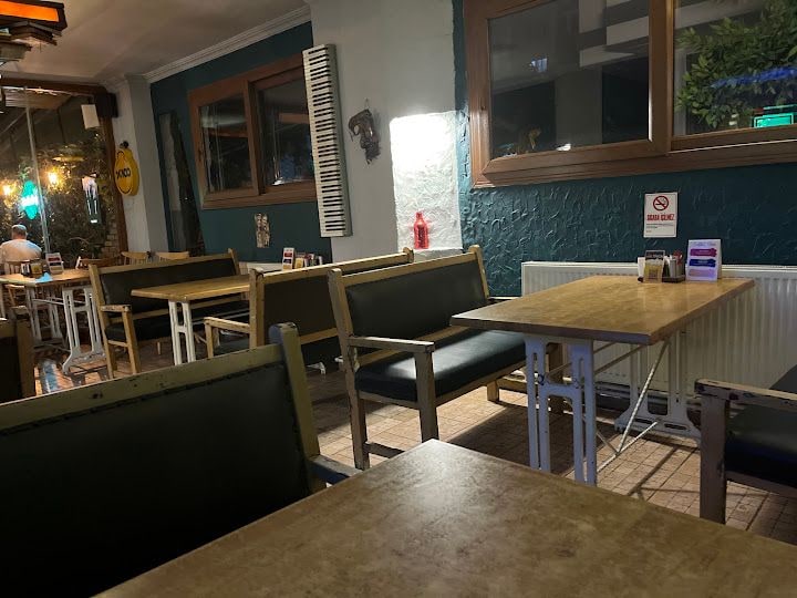 Tarçın Cafe