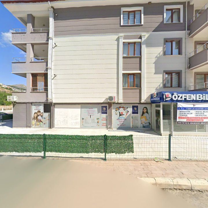 Tarihi Çınaraltı Kaçar Restaurant