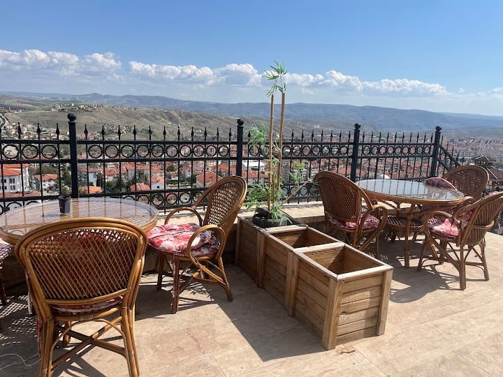 Tarihi Hıdırlık Kafe