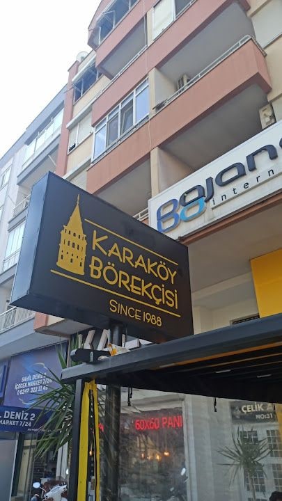 Tarihi Karaköy börekçisi