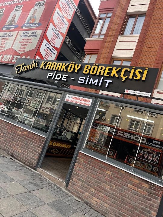 Tarihi Karaköy Börekçisi