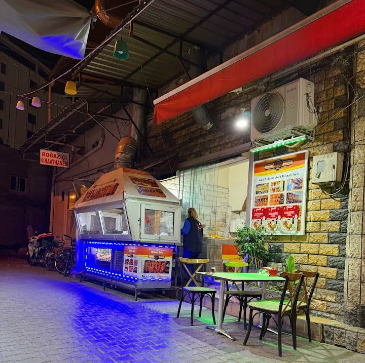 Tarihi Kuruköprü Kebapçısı