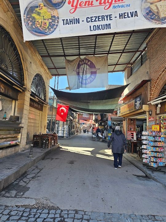 Tarihi Yeni Uğur Helvacısı