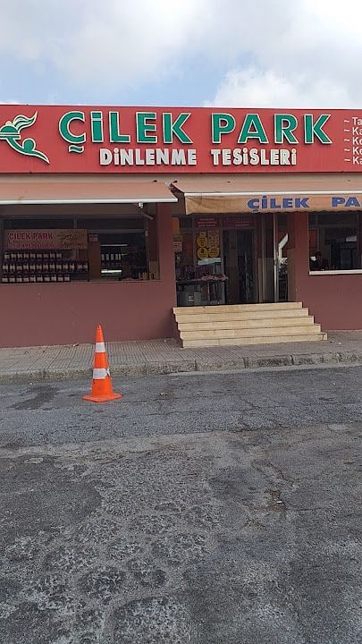 Tarsus Çilek Dinlenme Tesisleri