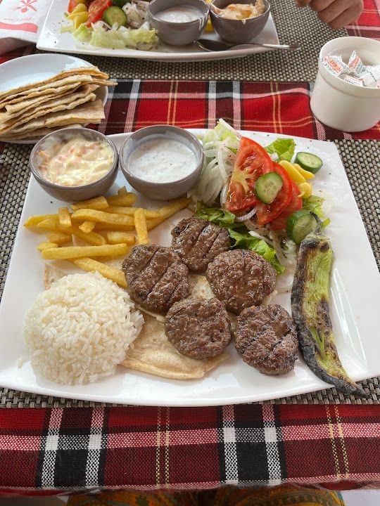 Tarz Kebap Çorba-Kebap-Döner Salonu