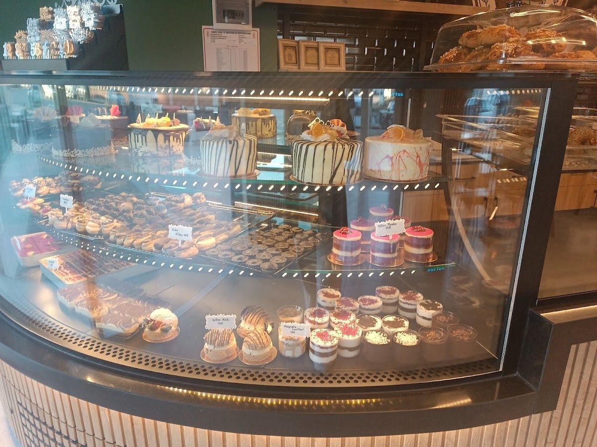 Tatlı Köşe Pastane Cafe