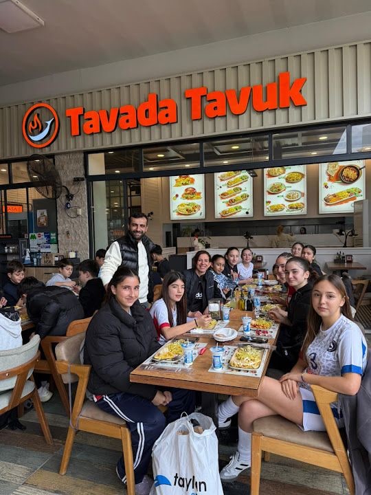 Tavada Tavuk Kuşadası Avm