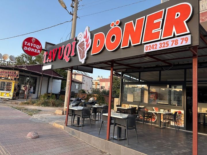 TAVUQİ DÖNER