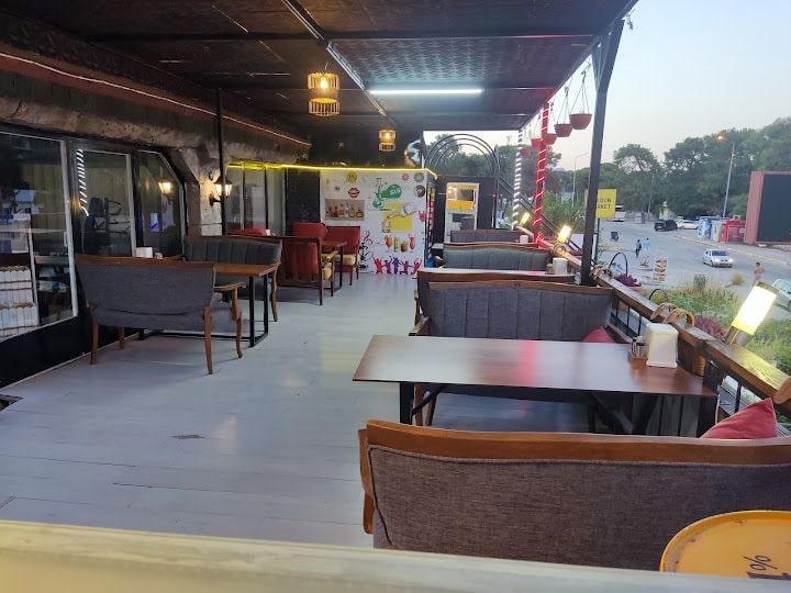 Terrace Cafe Bar Shisha