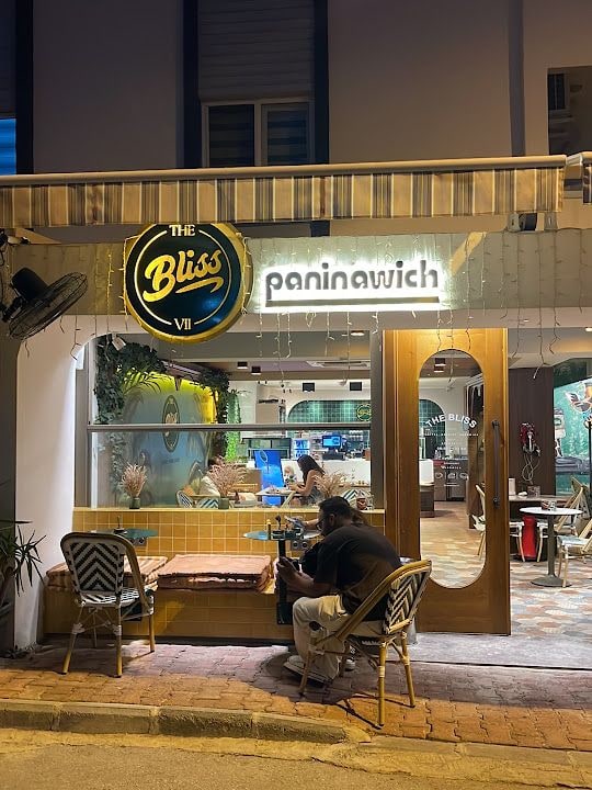 The bliss coffee & Paninawich