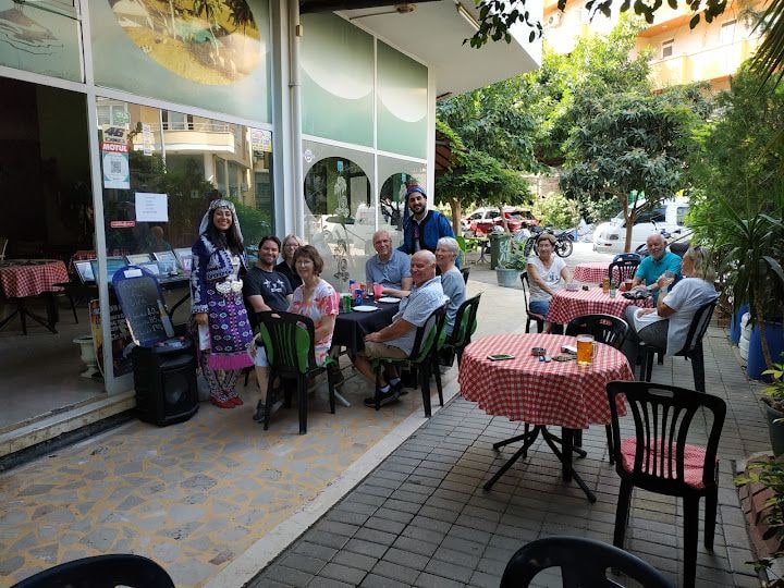The Green Oasis Café Bistro