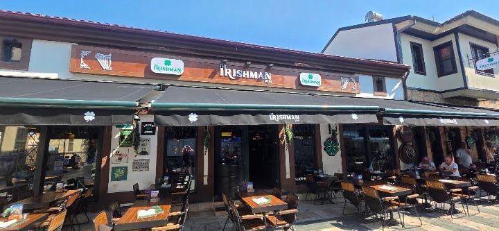 The Irishman Pub