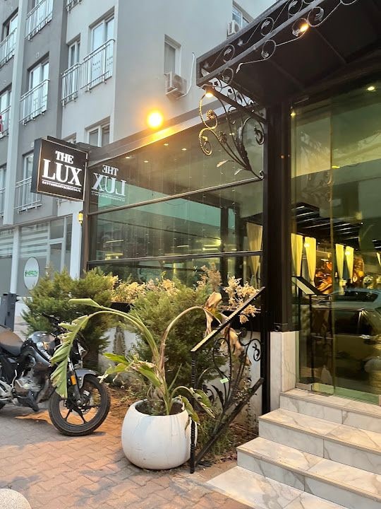 The Lux Restaurant&Cocktail