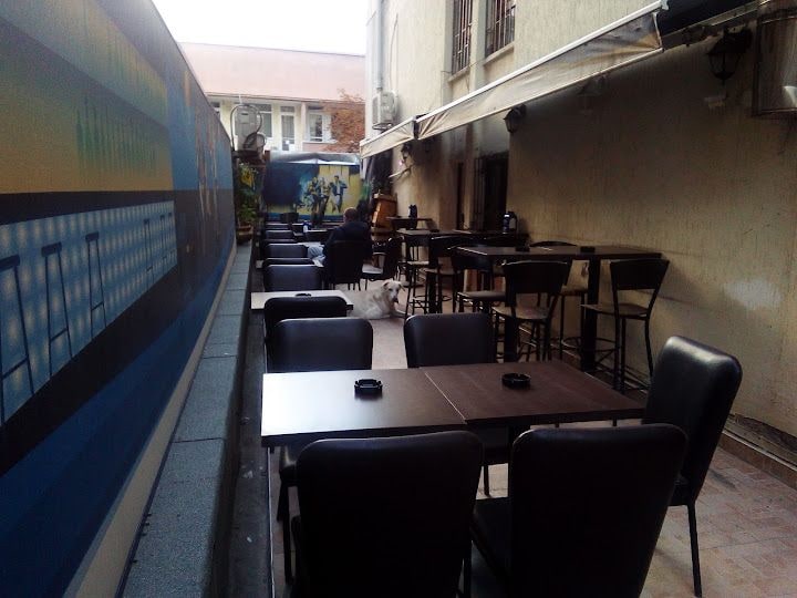 The Old Town Cafe & Pub