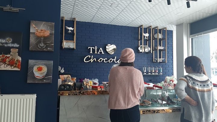 Tia Chocolate