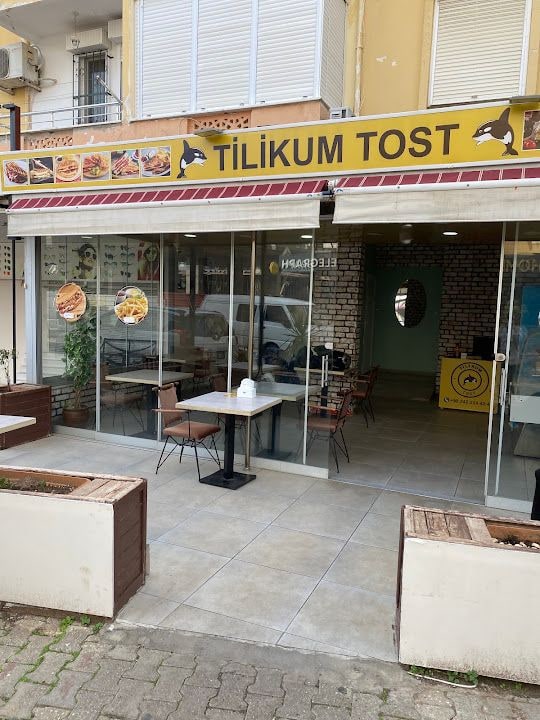 Tilikum Tost