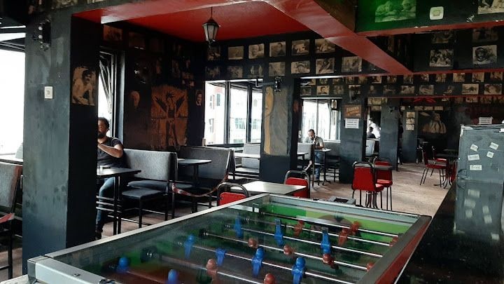 Tiyatro Bar
