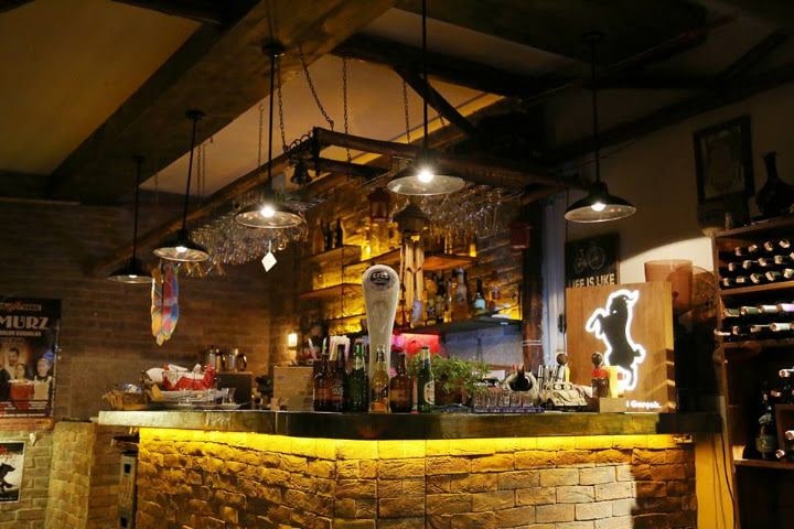 Tömbeki Cafe Pub