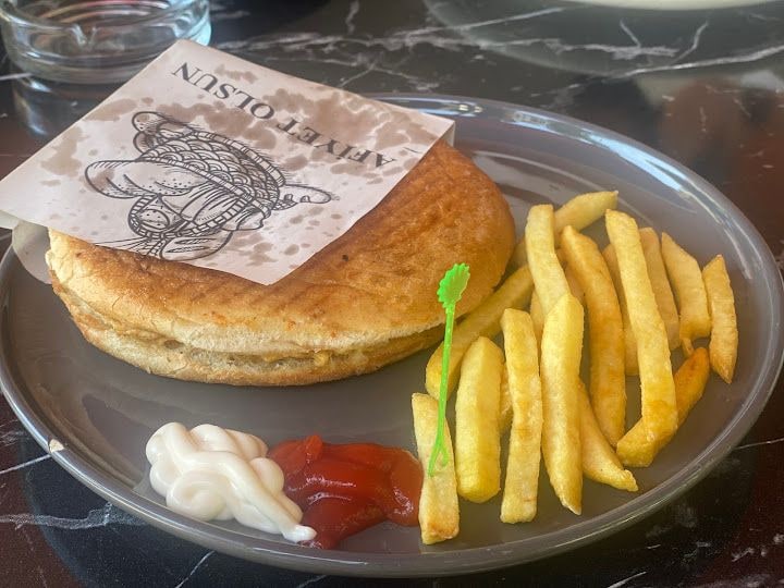 Tost Bro'SS Sandwich Tost Cafe