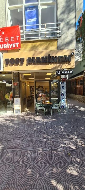 Tost Makinem