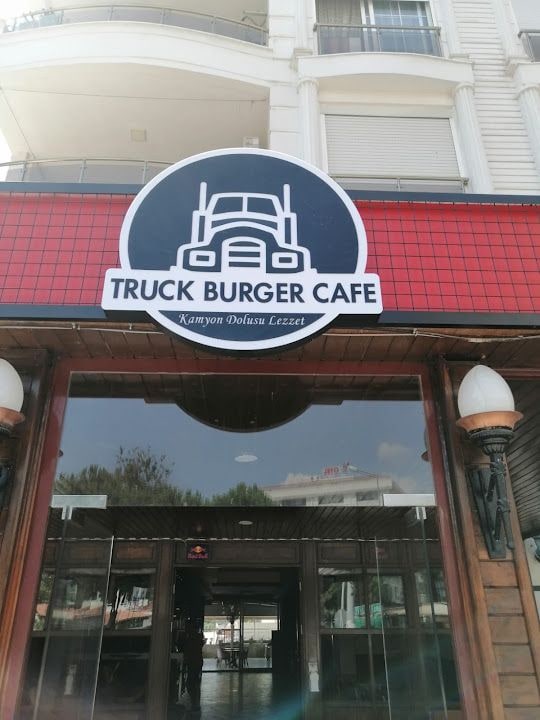 TRUCK BURGER CAFE