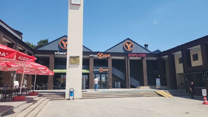 Tşof Kulu Dinlenme Tesisi
