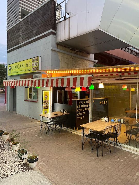 Tuğcanlar kokoreç köfte tost