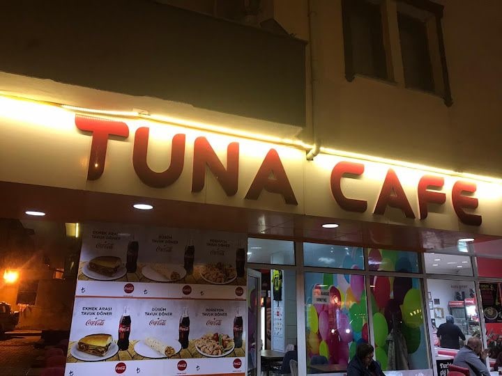 TUNA CAFE