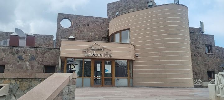 Türk Telekom Ahlatlıbel Telekom Evi