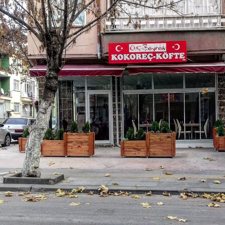 Üç Çeyrek Kokoreç