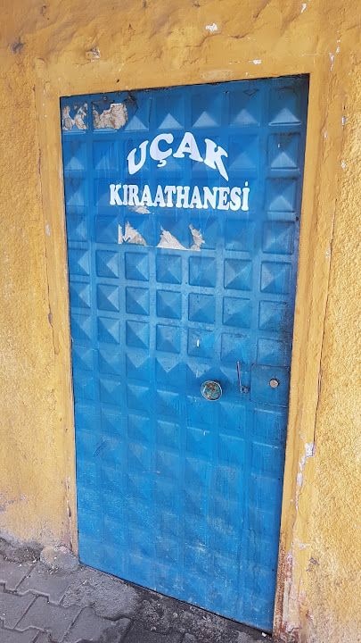 Uçak Kahvehanesi
