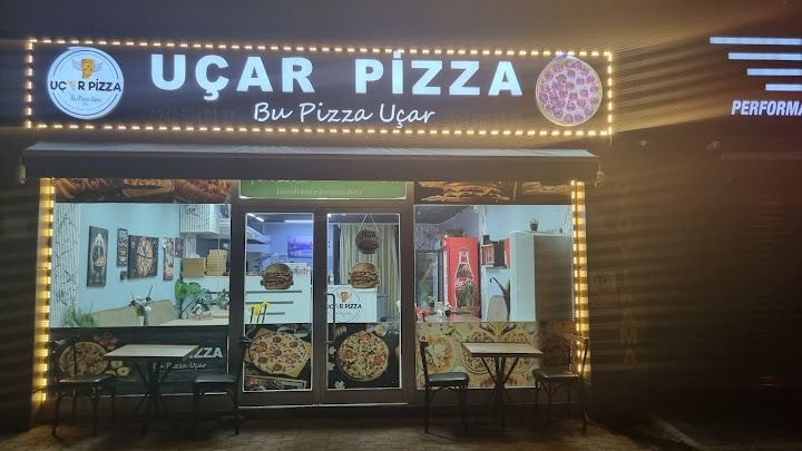 Uçar pizza