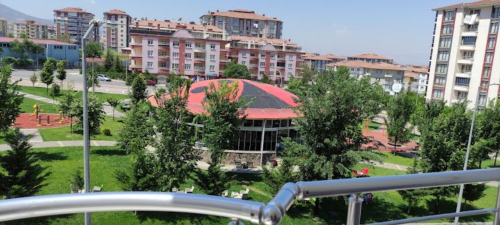 Uğur Böceği Cafe