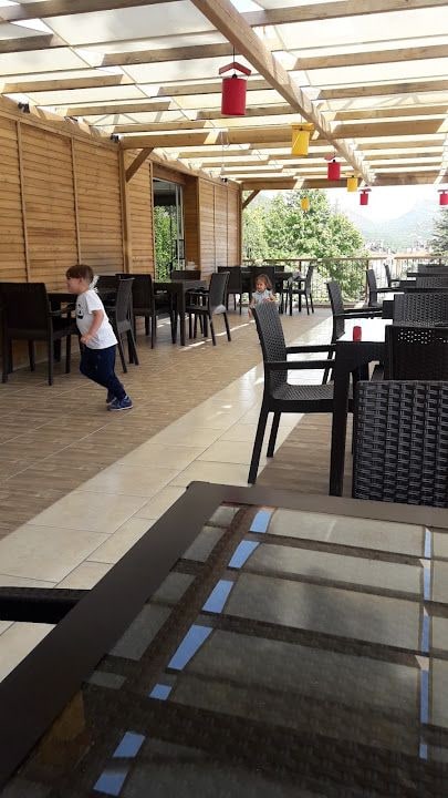 Üniversite Cafe & Bristo