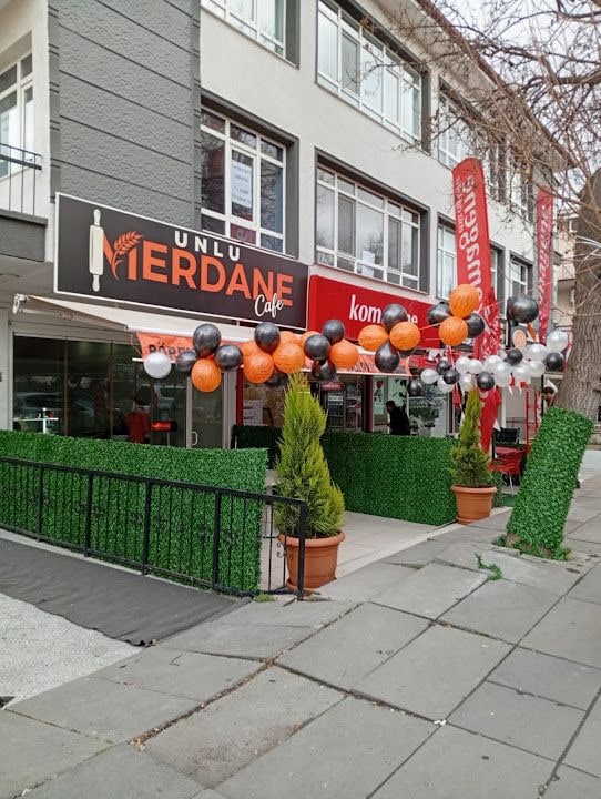 Unlu Merdane Cafe
