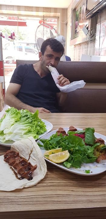 Ünlüoğlu Çiğ Köftecisi