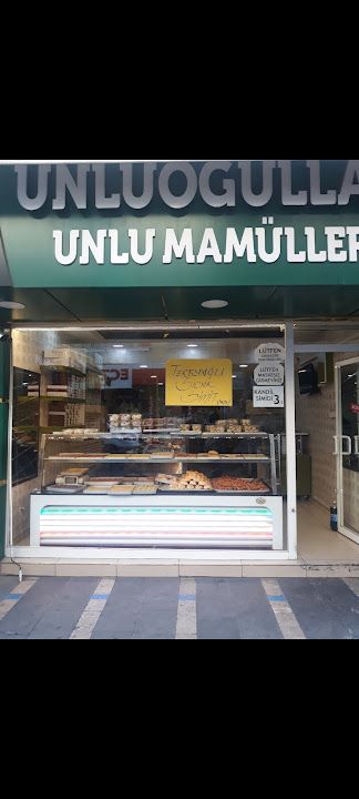 Ünlüoğulları Tatlıcısı