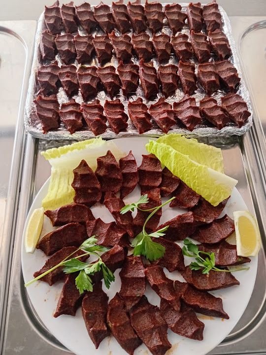 Üreten Eller Restoran