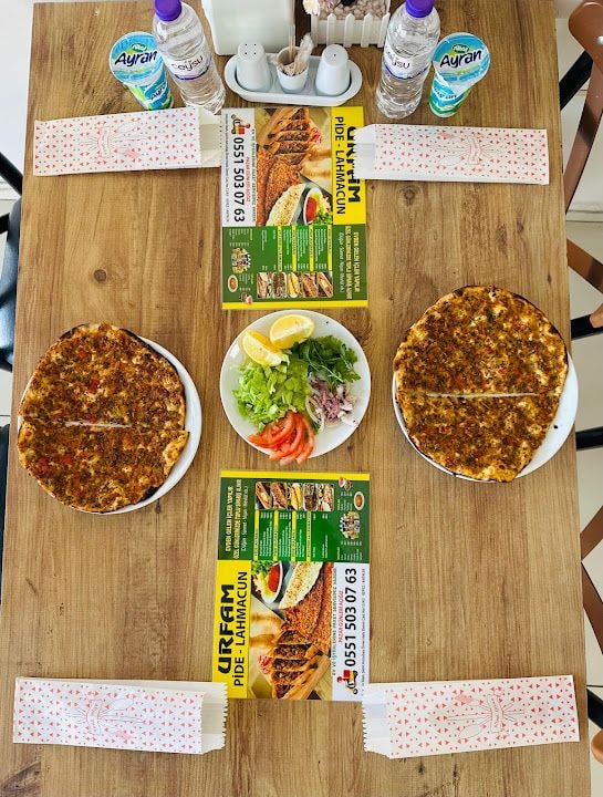 Urfam Lahmacun Pide