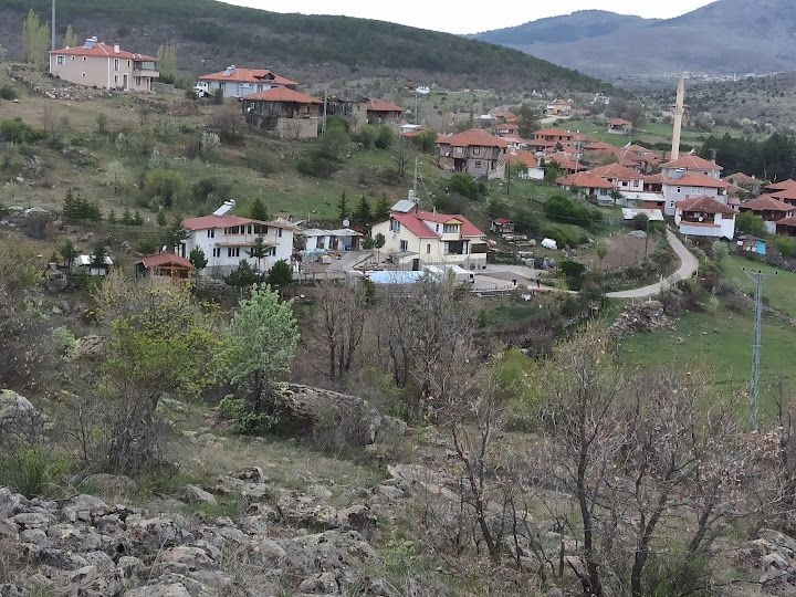 Uslular Çiftliği
