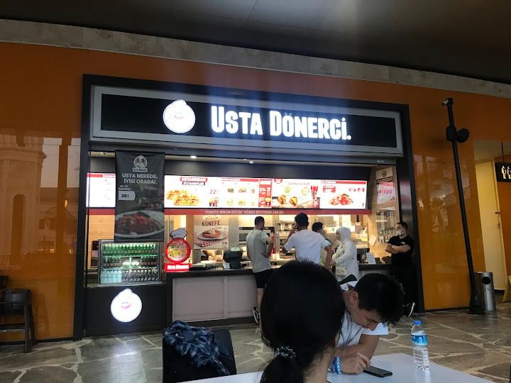 Usta Dönerci - The Land Of Legends Avm