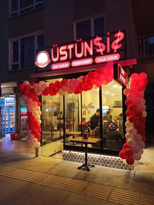 Üstün Şiş
