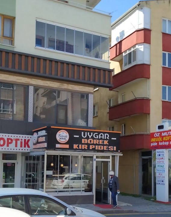 Uygar Börek