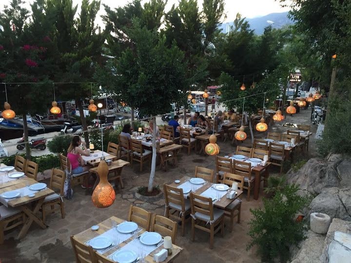 Üzüm Kızı Meyhane & Restaurant & Cocktail Kaş