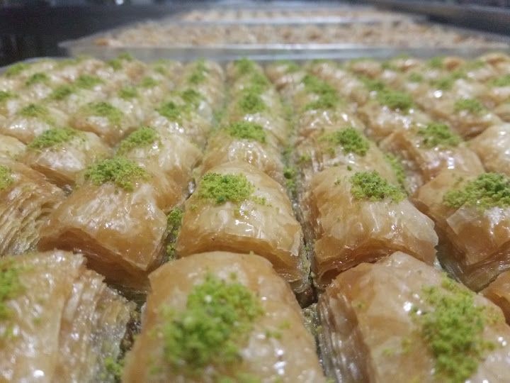 Uzunyol Baklava & Börek