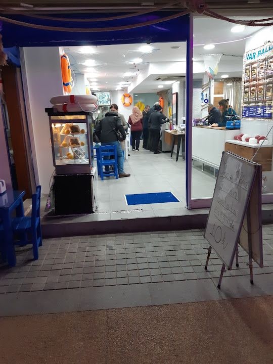 Var Balık Antalya - Ekmek Arası Balık