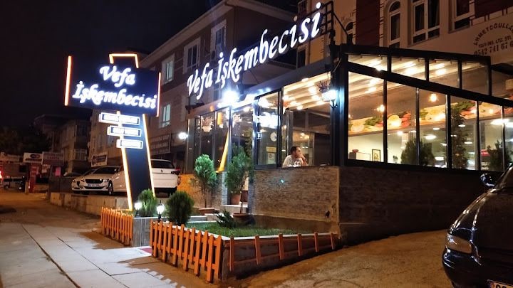 Vefa İşkembecisi